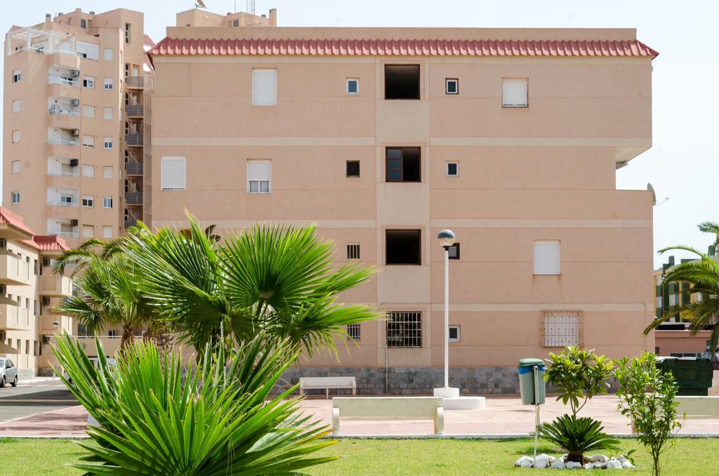 Apartamentos Tesy La Manga del Mar Menor Exterior photo